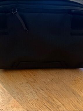 Peak Design Black Travel Tech Pouch - Compact Organizer